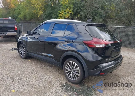 2021 Nissan Kicks Sv Xtronic Cvt из США, поврежденный, VIN 3N1CP5CV0ML543972